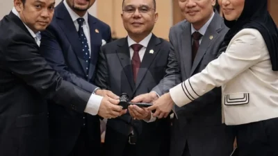 Sempat menjalani sanksi etik mkd sahroni pimpin komisi 3 dpr ri