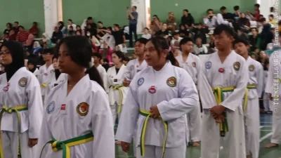 PELAJAR SMPN 52 SURABAYA IKUTI UKT 2026 DI MALL ATOM