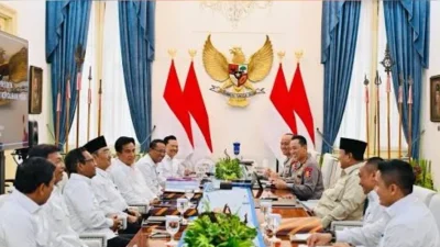 Komisi Percepatan Reformasi Polri Laporkan Hasil Kinerja ke Presiden Prabowo, POLRI DIBAWAH PRESIDEN