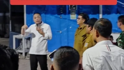 MANTAN LURAH TAMBAK WEDI MELAPOR KE POLRES PELABUHAN PERAK KASUS DUGAAN JUAL BELI STAN SWK TAMBAK WEDI